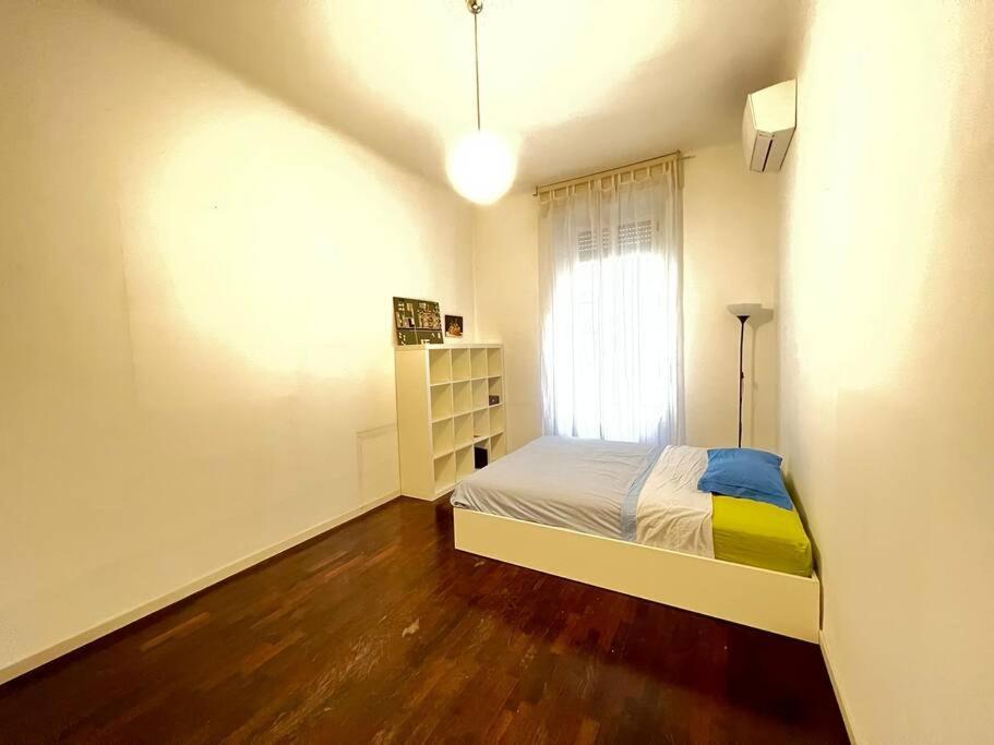 Modern Pretty Apartment Near Isola Zone 밀라노 외부 사진