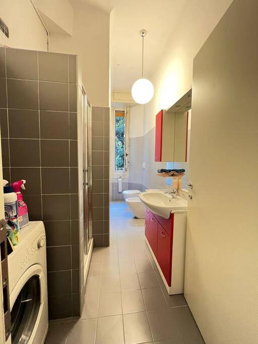 Modern Pretty Apartment Near Isola Zone 밀라노 외부 사진